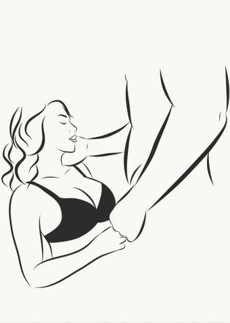 Femme suce son homme devant voyeur