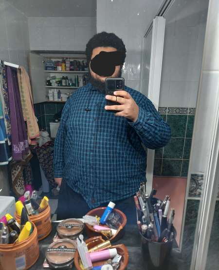 Homme fisteur