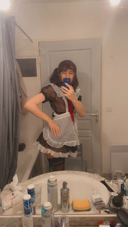 Femboy soubrette à votre service !