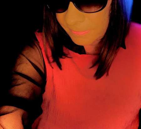 travesti pour H tres poilu