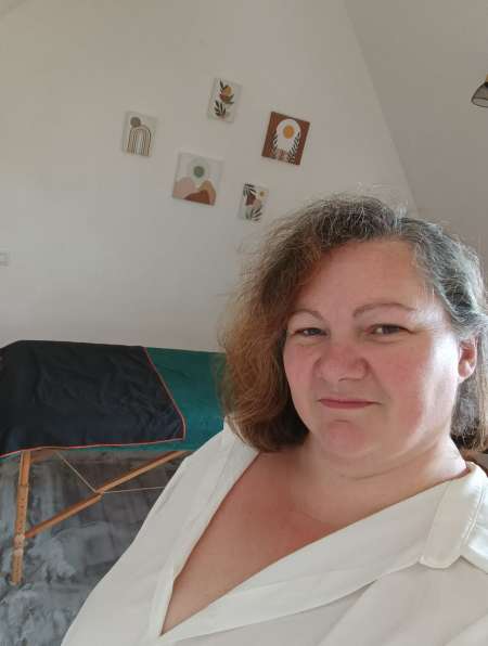 Massage yoni pour les femmes