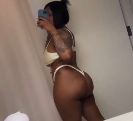  BLACK SUR AYTRE POUR MASSAGES ET SENSUALITE