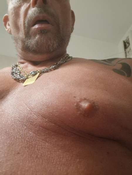 Homme Bi cherche Homme viril