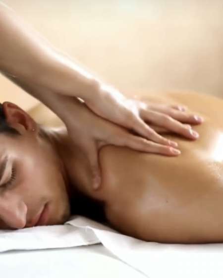 Massage naturiste ..