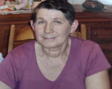 Femme recherche un homme bien membr