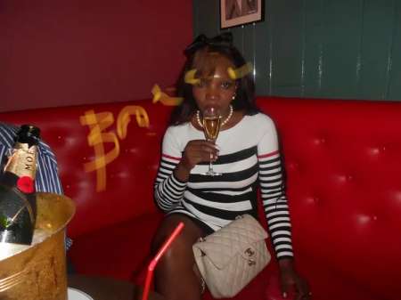 Barbara!belle mtisse aux yeux bleus