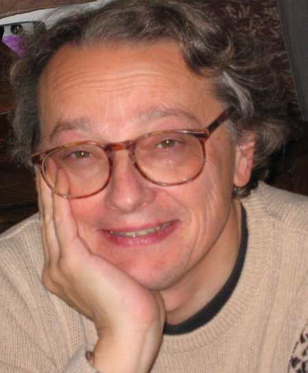 H doux, aimable, ch. F autoritaire, dominatrice