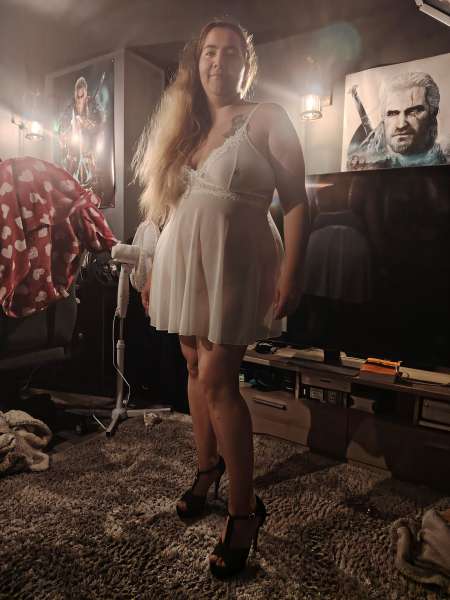 femme simple mes rel et respectueuse