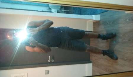 Beau Black sportif...