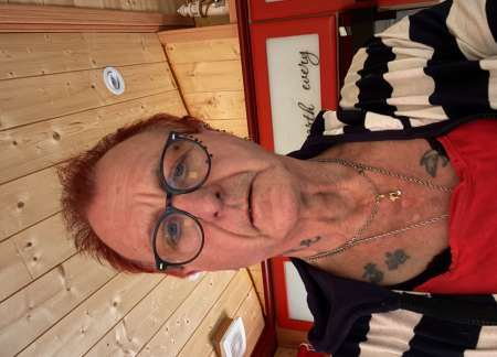 homme seul cherche compagne