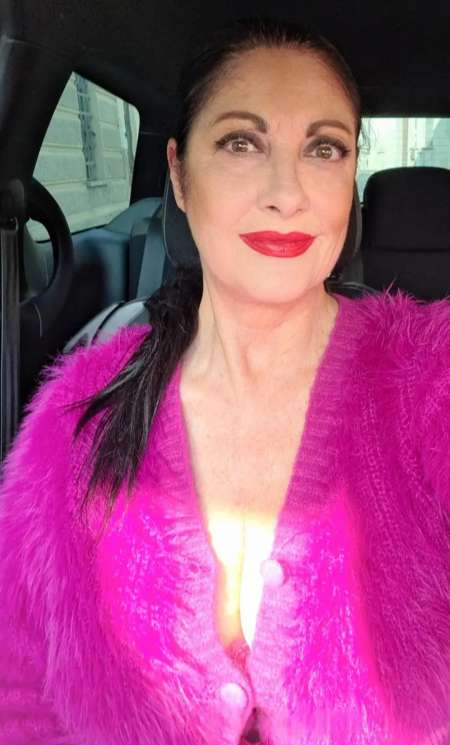 Une femme fminine et sensuel.