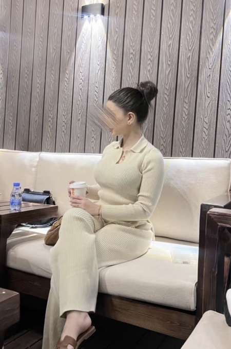 Une femme sexy bisous