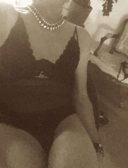 trav femelle en glory hole tlse gare