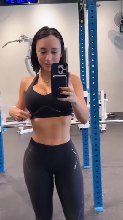 VIP companion for discrets encounters