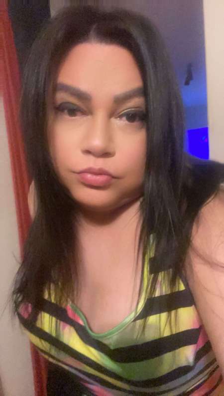 trans br�silienne PILAR VOGUE pour MASSAGE