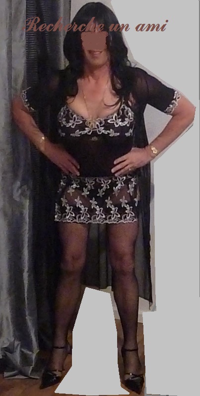 Travesti passive recherche Amant actif