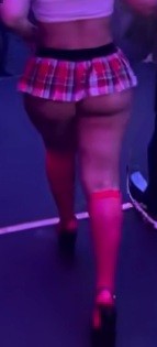 Jeux en �coli�re, soubrette...