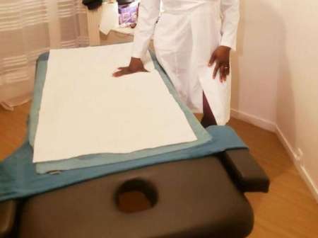 Massage naturiste body body