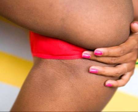 jolie femme tres sexy..