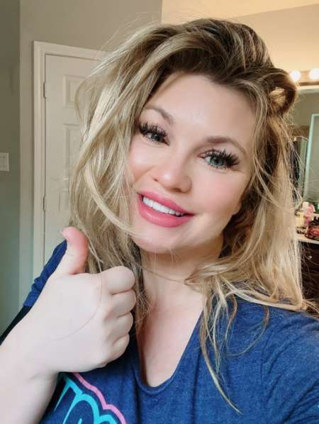 Dispo pour une parti de jambe en l'air et sexcam