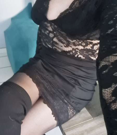 Coucou Alexandra travestie re�oit