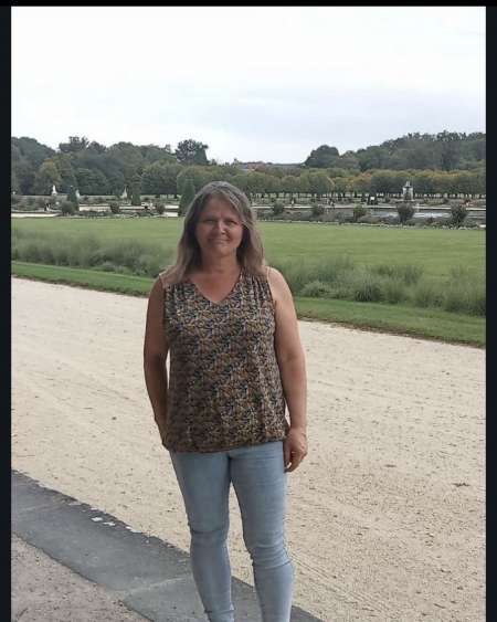 Femme propose nude tr�s coquine