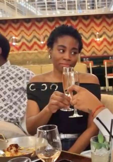 Africaine 19 ans pour relation s�rieuse