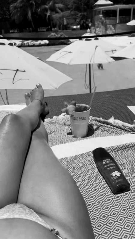 PLAISIR ET DESIRS LE TEMPS D'UN INSTANT