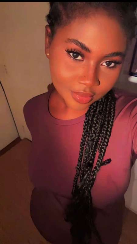 Jeune fille recherche suggar daddy