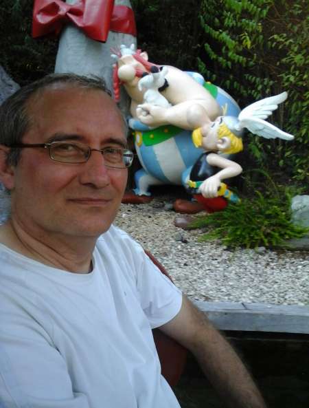 Maitre recherche JF,F soumise novice m�me vierge