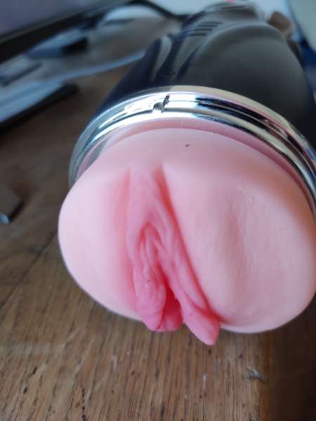 vaginette r�aliste bouche et anus