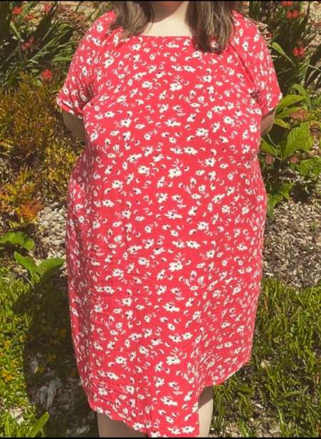 Jeune femme propose massages erotiques