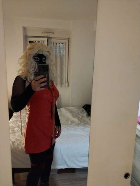 Travesti docile pour pacha