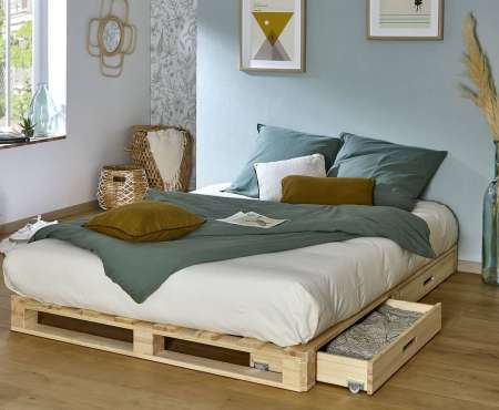 Cpl discret ch Femme louant chambre