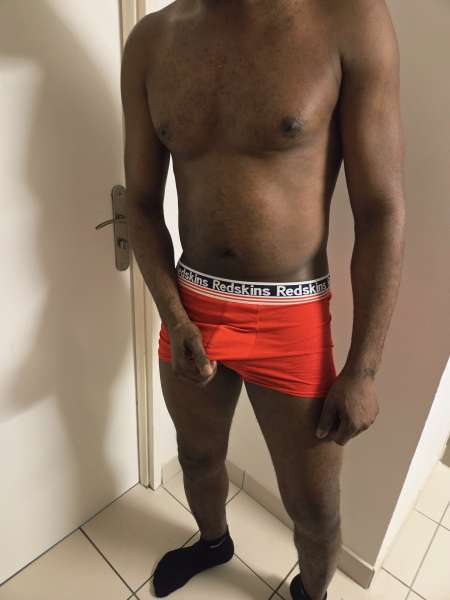 Masseur black et cool