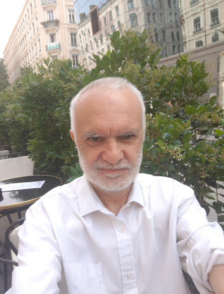 BEAU SUGARDADDY CHARMEUR SUR LYON