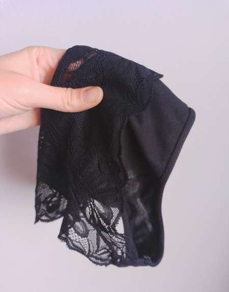 Petites culottes et tangas port�s