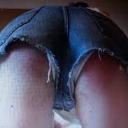 besoin de fess�es severes avec massage dansle49