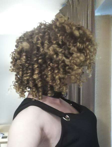 Travestie pour homme puissant et bien dot�