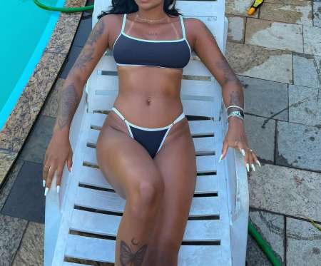 Esthefannya Br�silienne