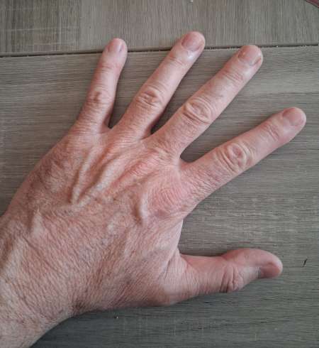 Homme propose massage relaxent