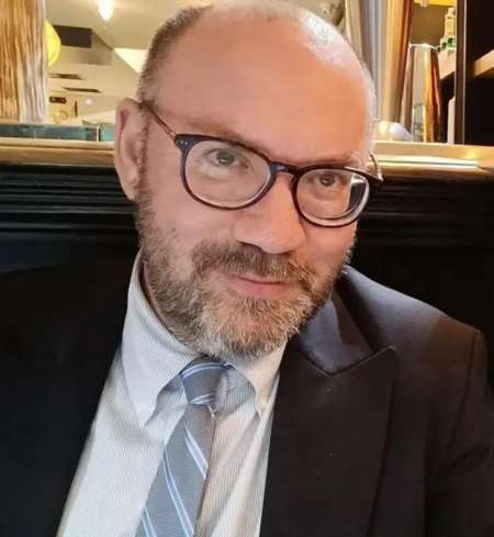 L�cher des femmes �g�es, leur faire du bien.