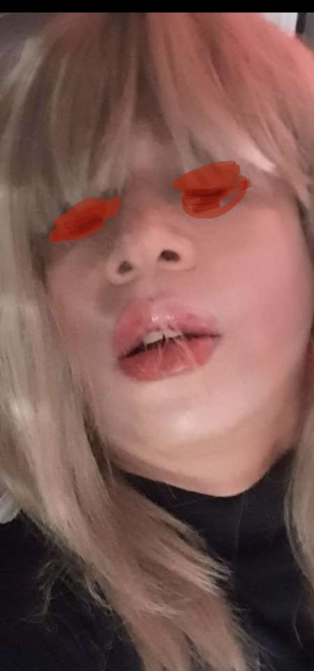 TRAVESTI COCHONNE PRES DU MARCHE DU LEZ