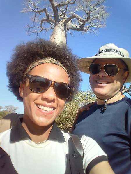 Homme sous contr�le d'une femme