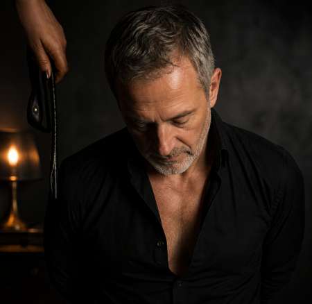 Andre soumis ob�issant